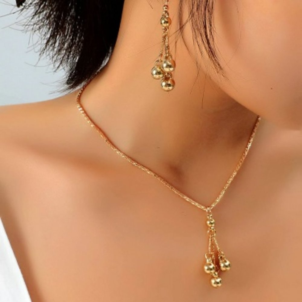 Gold Colored Ball Earrings & Necklace Set